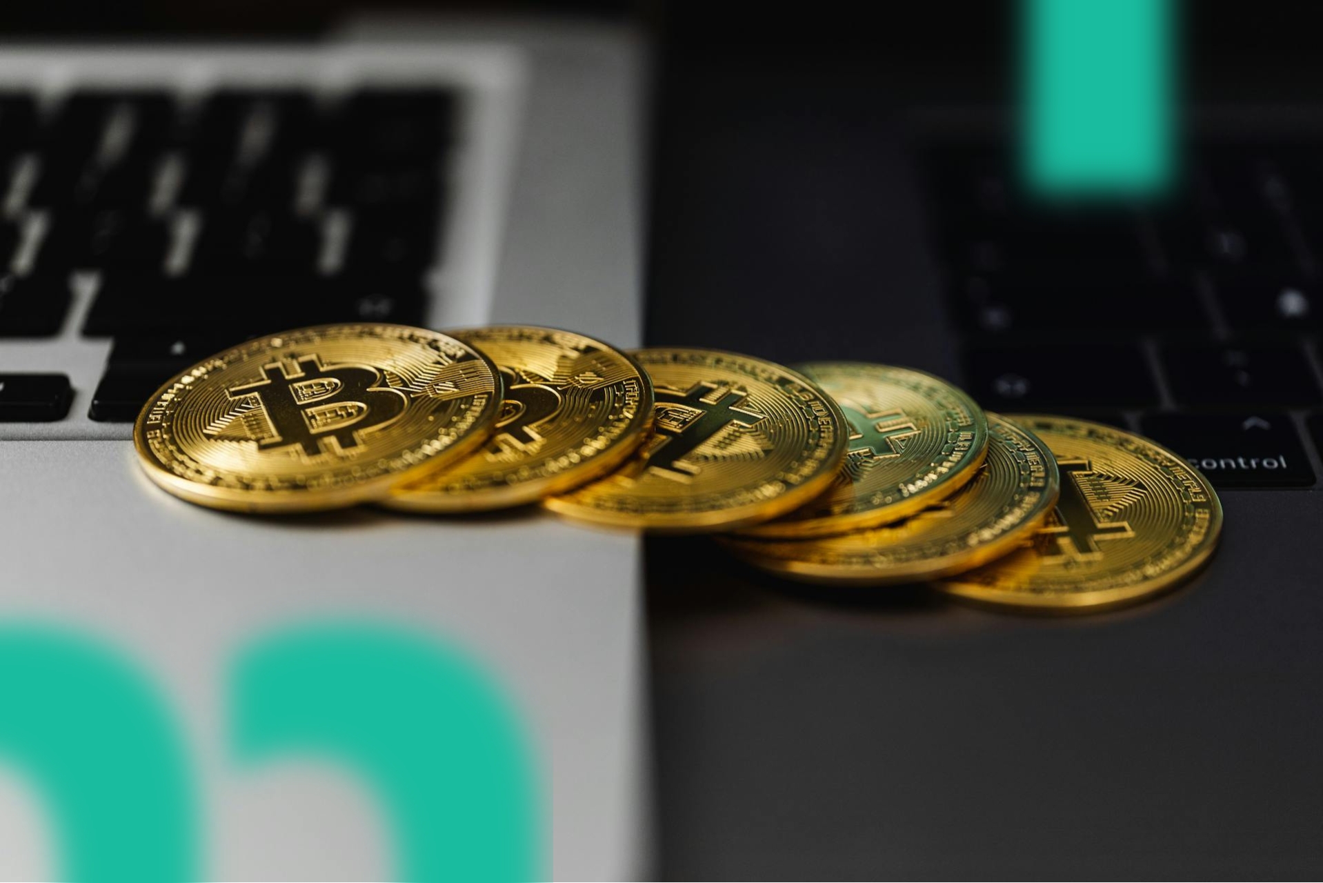 Zdanenie investícií: Prečo sú ETF daňovým rajom a ako sa nepopáliť na CFD